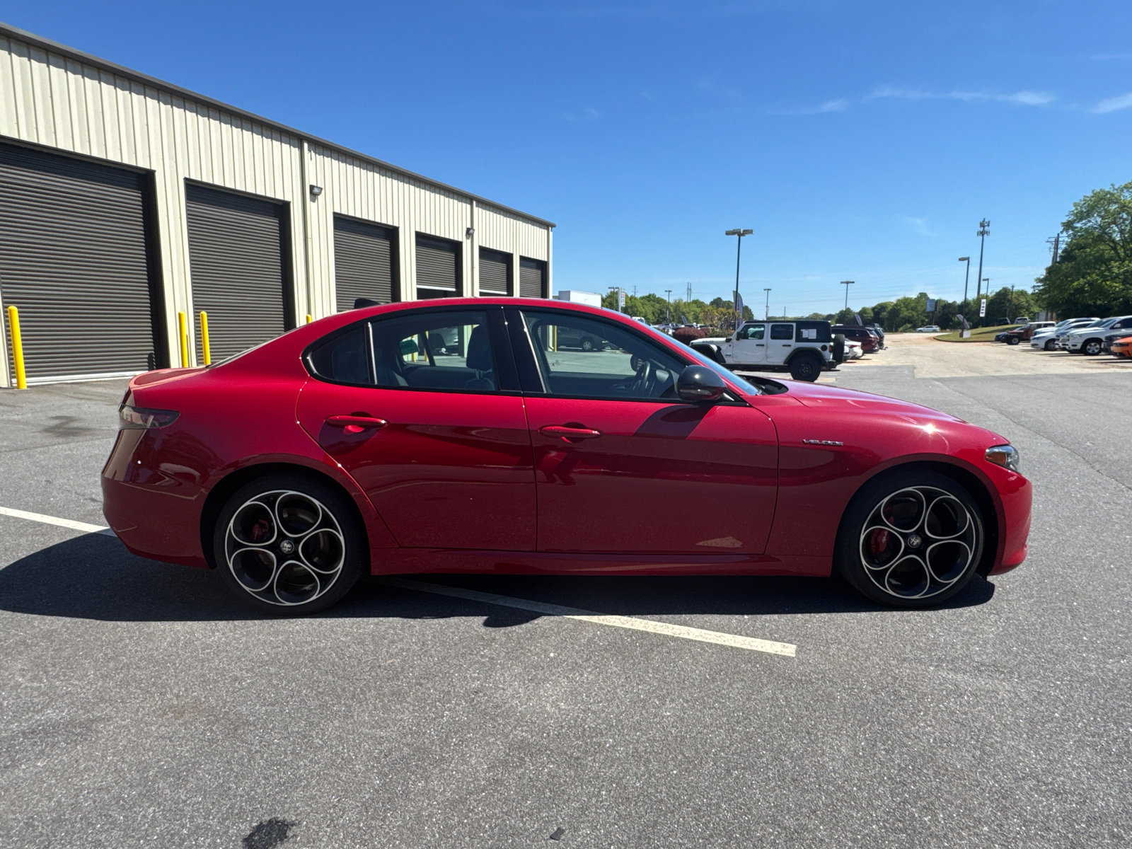 Used 2024 Alfa Romeo Giulia Veloce image 4