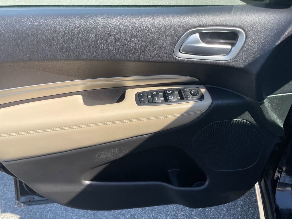 Used 2019 Dodge Durango SXT AWD/4WD image 11