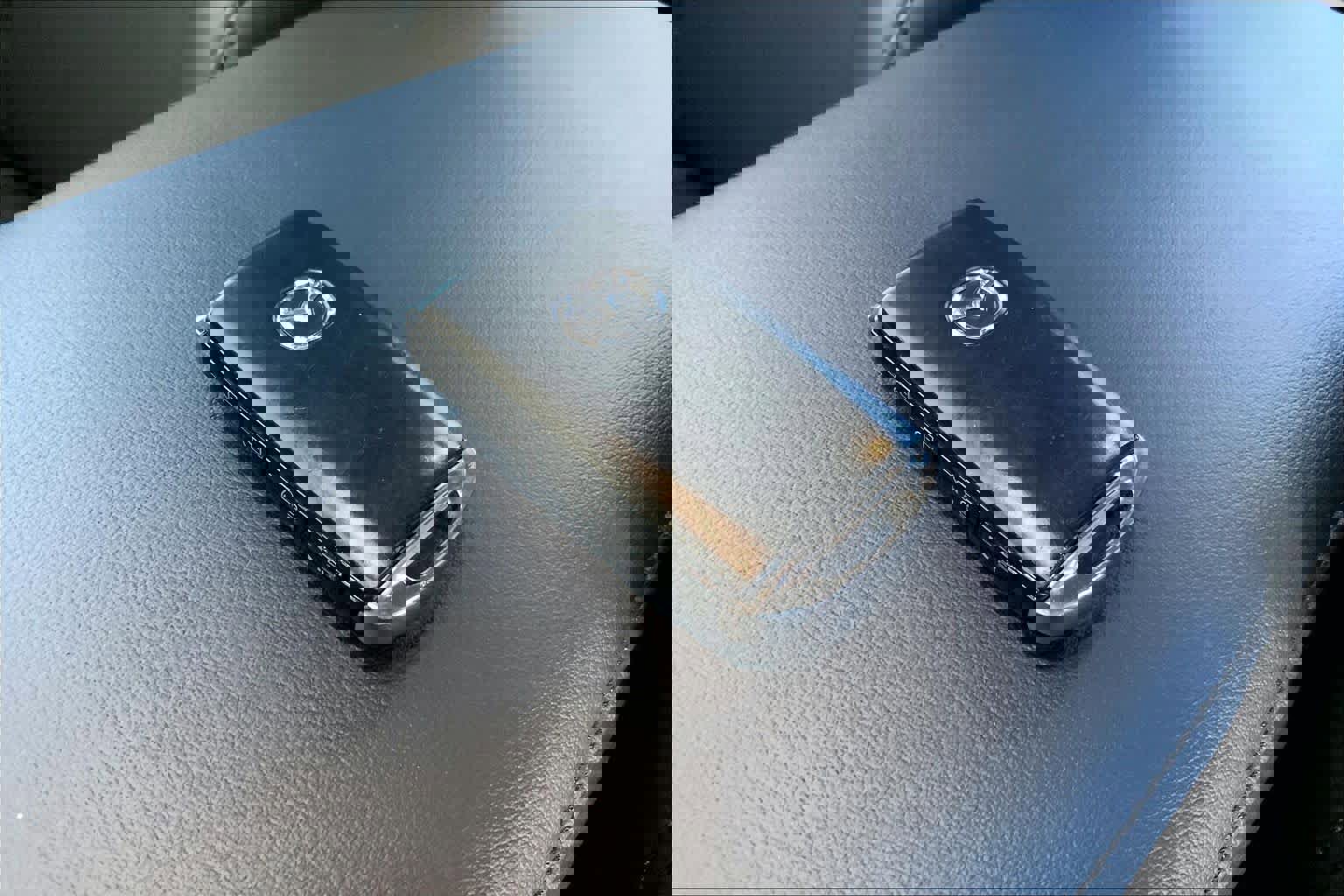 Used 2023 MAZDA MAZDA3 s image 14