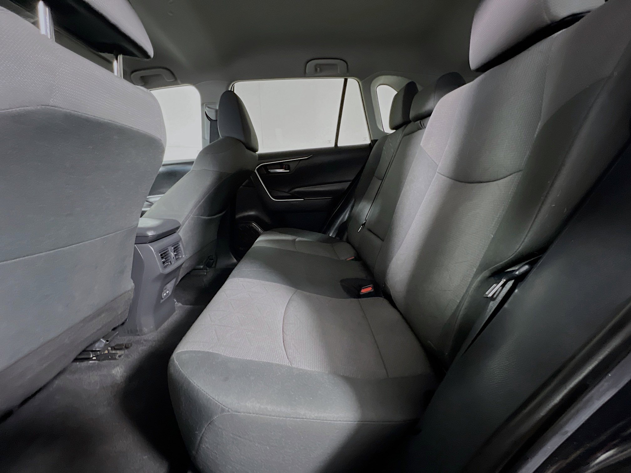 Used 2024 Toyota RAV4 XLE image 29