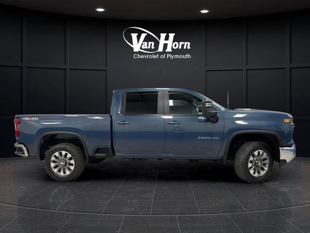 New 2026 Chevrolet Silverado 2500 LT w/ All Star Edition AWD/4WD image 8