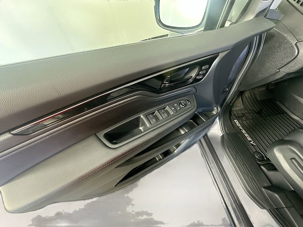 Used 2024 Honda Odyssey Touring image 18