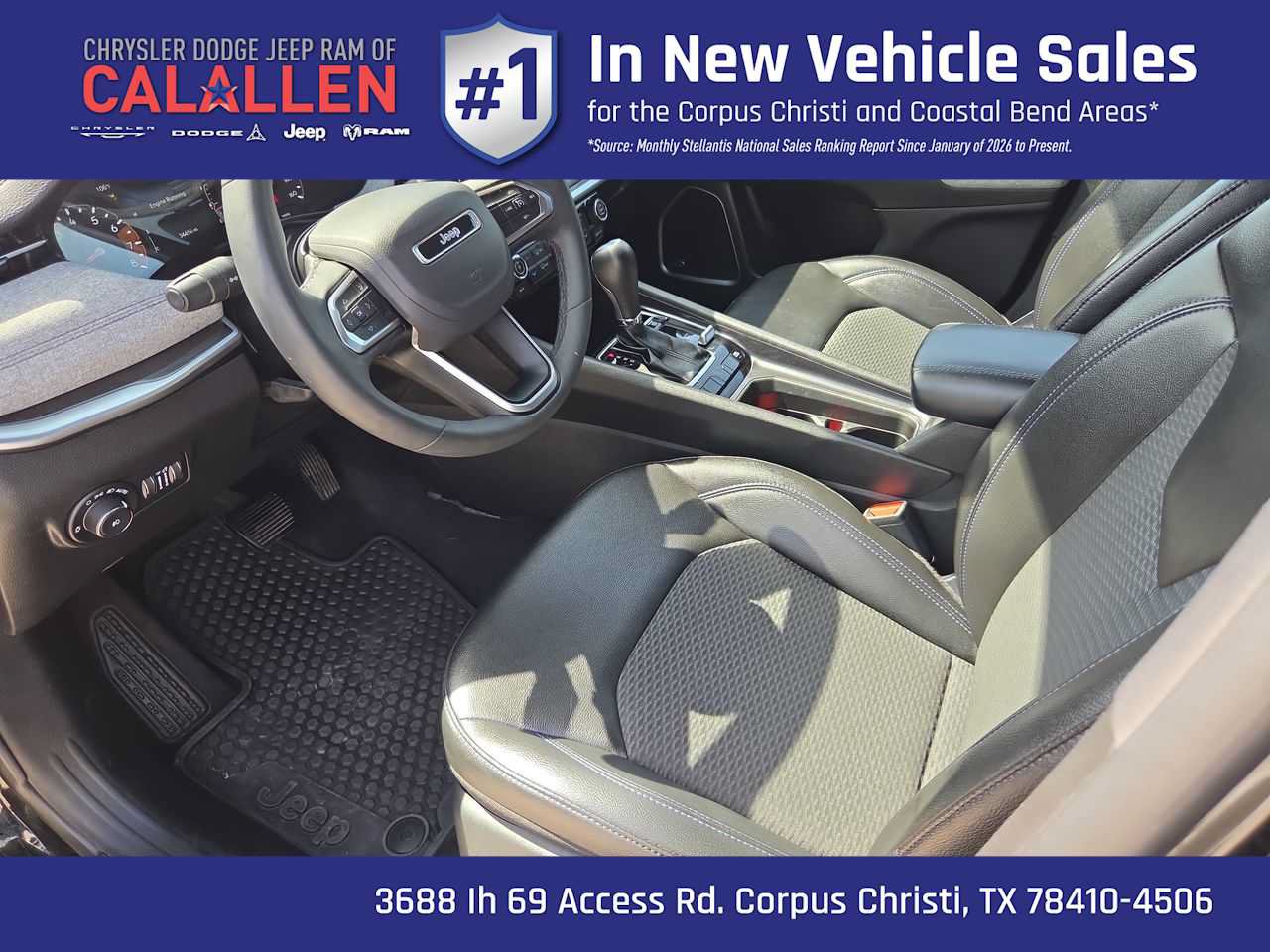 Used 2025 Jeep Compass Latitude w/ Sun & Sound Group AWD/4WD image 10
