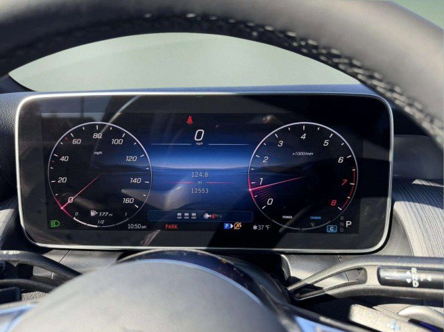 Certified 2025 Mercedes-Benz GLC 300 4MATIC image 12