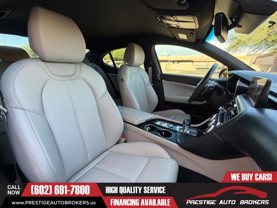 Used 2022 Genesis G70 2.0T RWD image 43