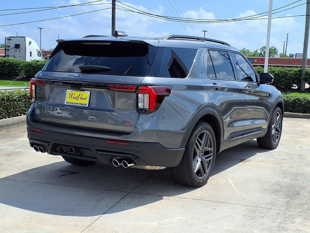 Used 2025 Ford Explorer ST w/ Sun And Sound Package AWD/4WD image 2