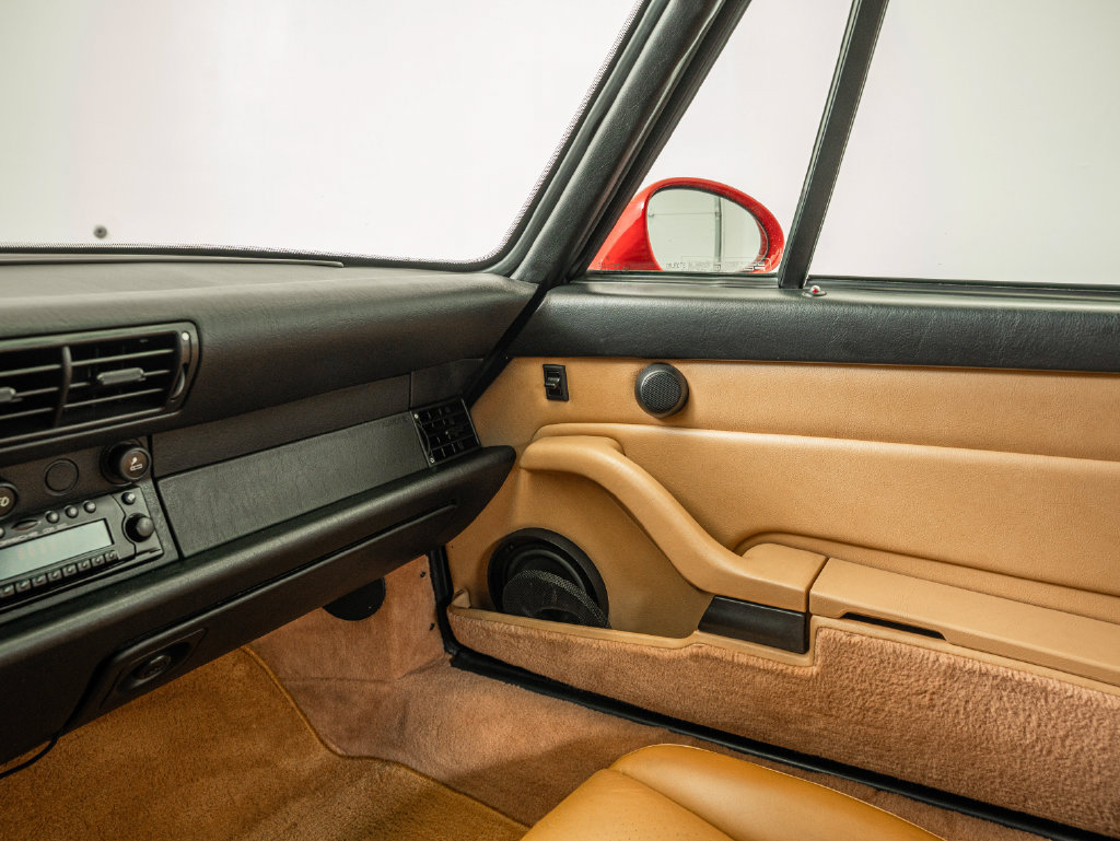 Used 1995 Porsche 911 Carrera RWD image 51