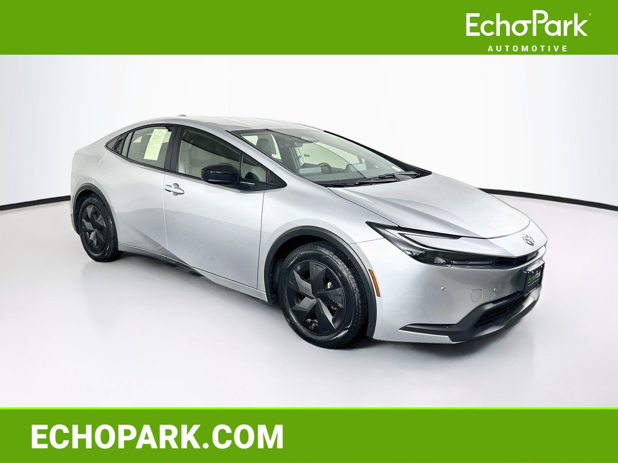 Used 2025 Toyota Prius LE