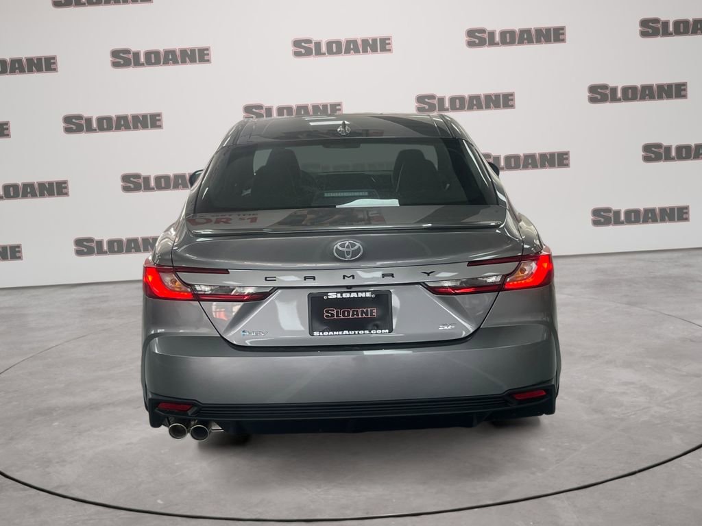 New 2026 Toyota Camry Hybrid FWD image 4