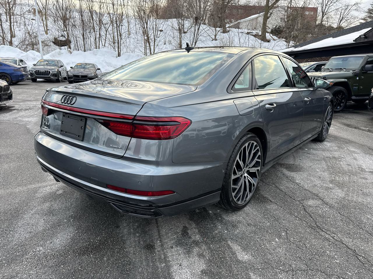 Used 2021 Audi A8 L 3.0T w/ Executive Plus Package image 14