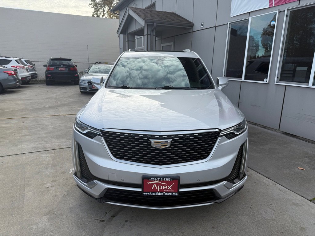 Used 2020 Cadillac XT6 Premium Luxury image 2