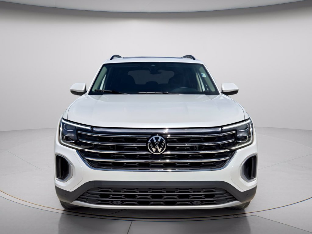 Certified 2026 Volkswagen Atlas SE w/ Panoramic Sunroof Package FWD image 4