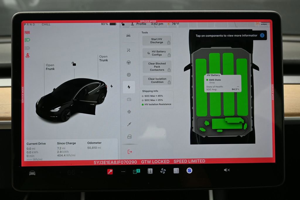 Used 2018 Tesla Model 3 Long Range RWD image 23