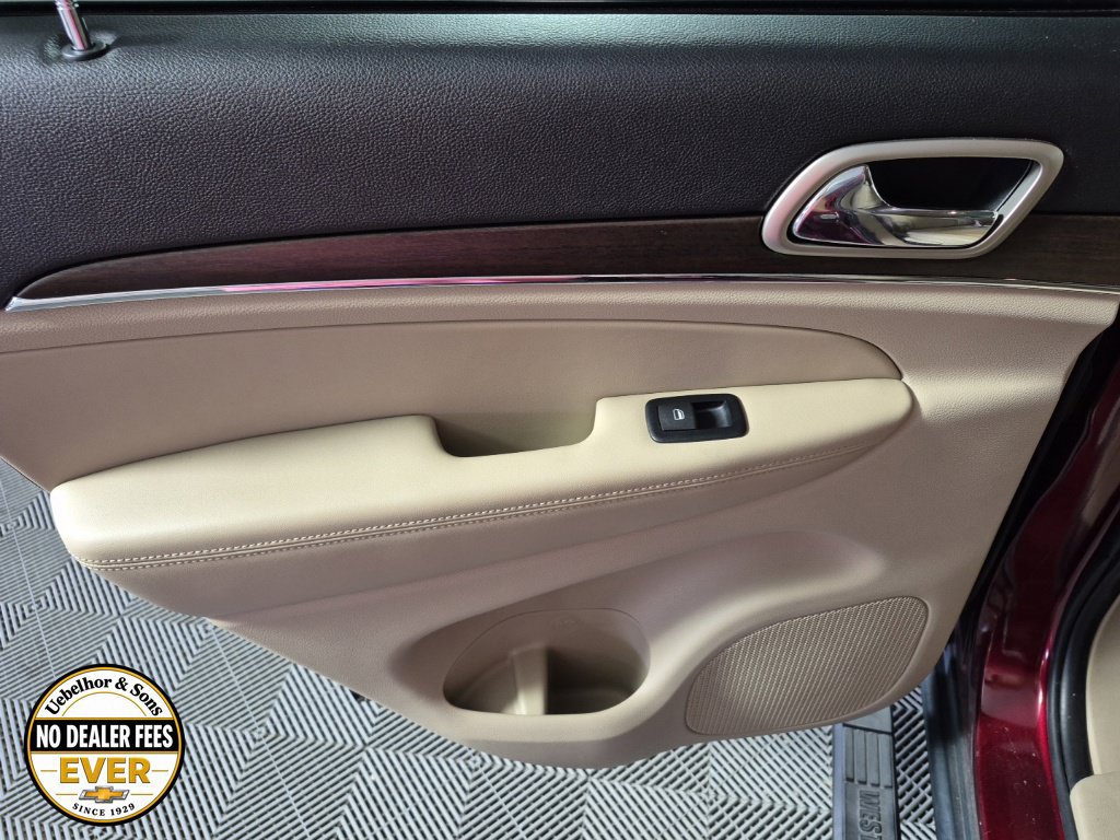 Used 2017 Jeep Grand Cherokee Limited w/ Luxury Group II AWD/4WD image 20