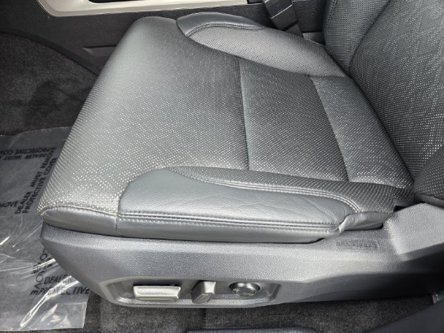 Used 2025 Toyota Tundra Limited w/ Power Package AWD/4WD image 23