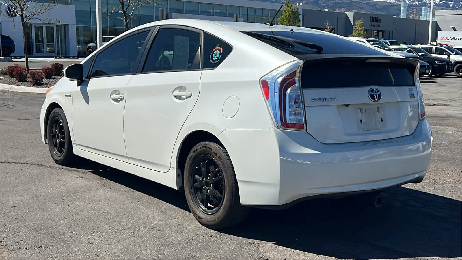 Used 2015 Toyota Prius Two FWD image 7