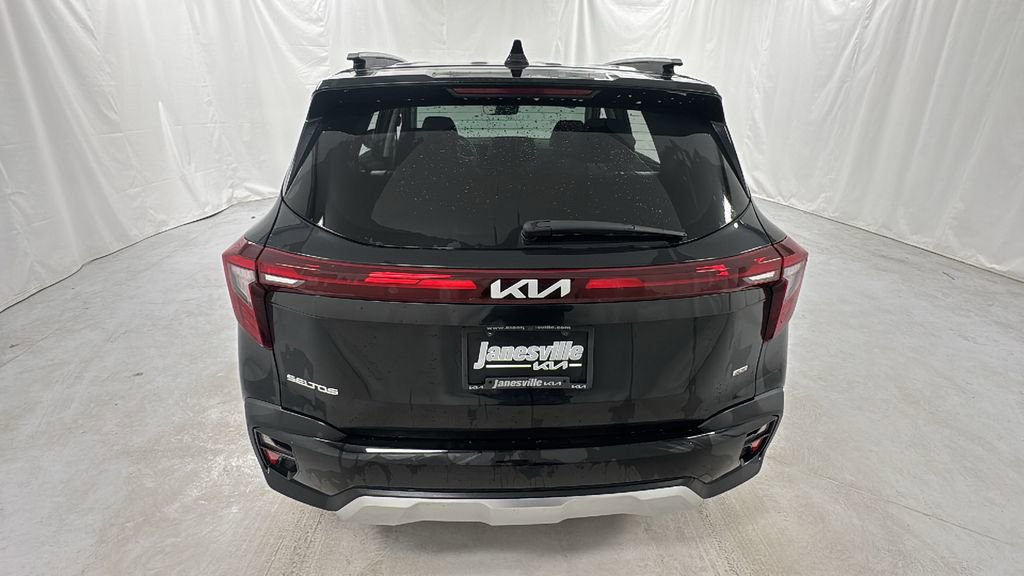 Used 2024 Kia Seltos EX image 4