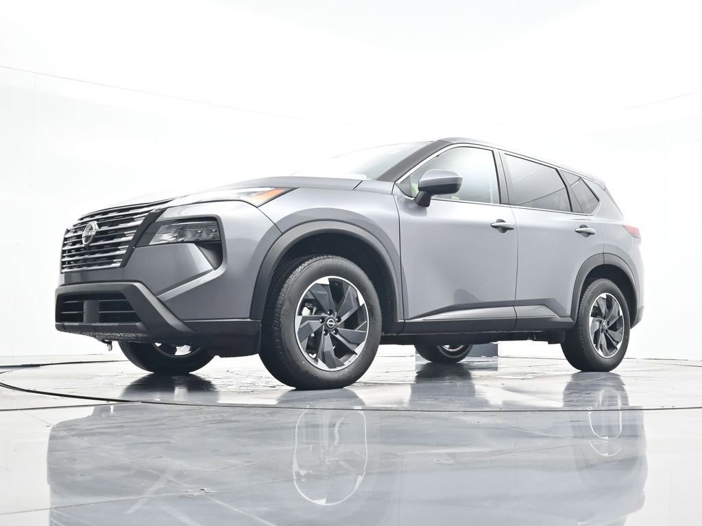 Used 2024 Nissan Rogue SV image 31