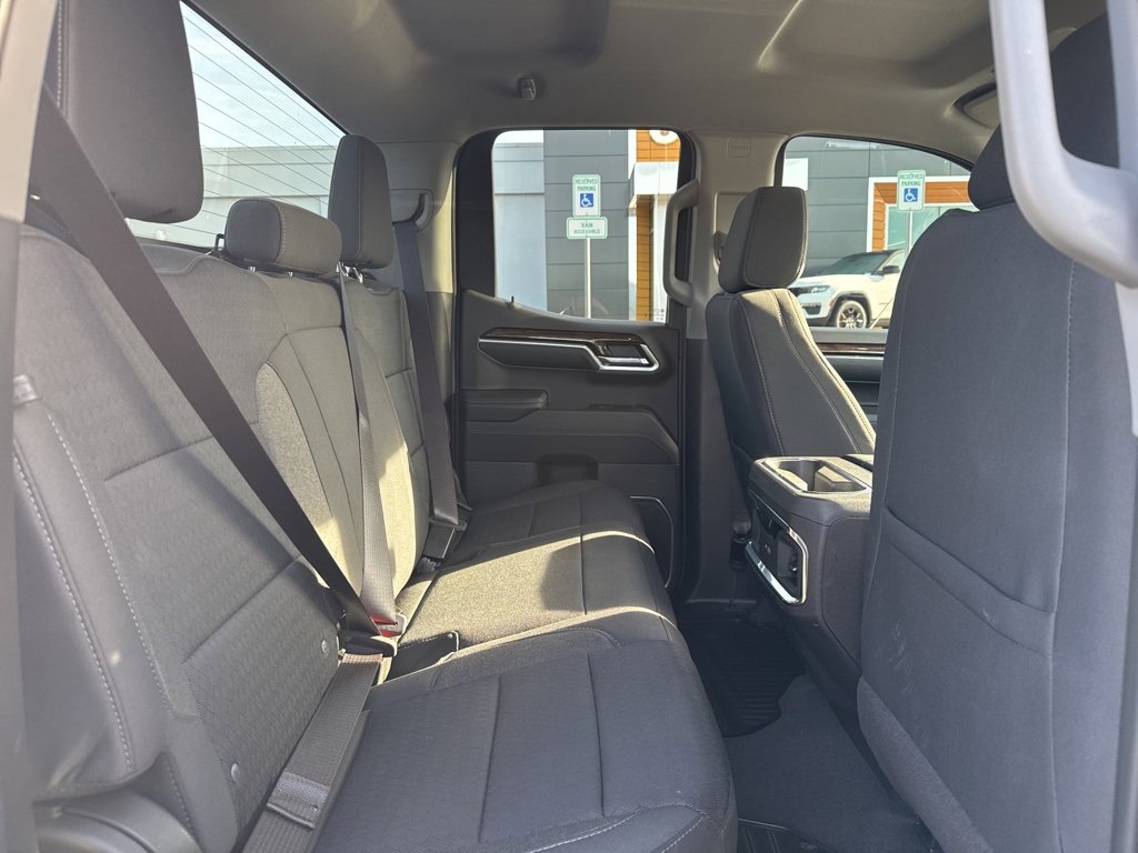 Used 2023 GMC Sierra 1500 Elevation image 27