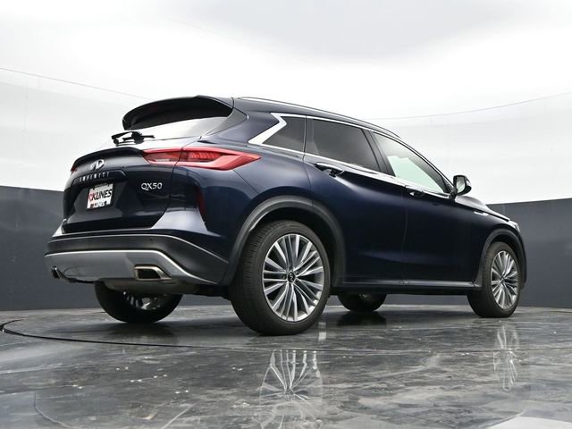 Used 2023 INFINITI QX50 Sensory AWD/4WD image 41