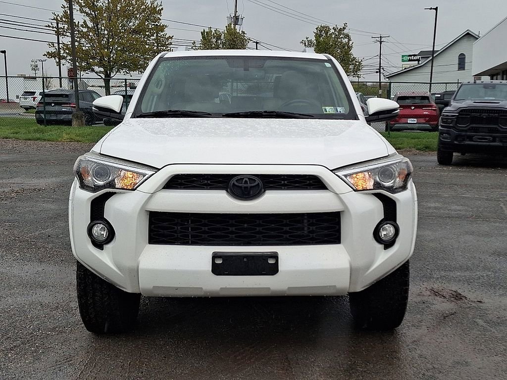 Used 2014 Toyota 4Runner SR5 Premium AWD/4WD image 5