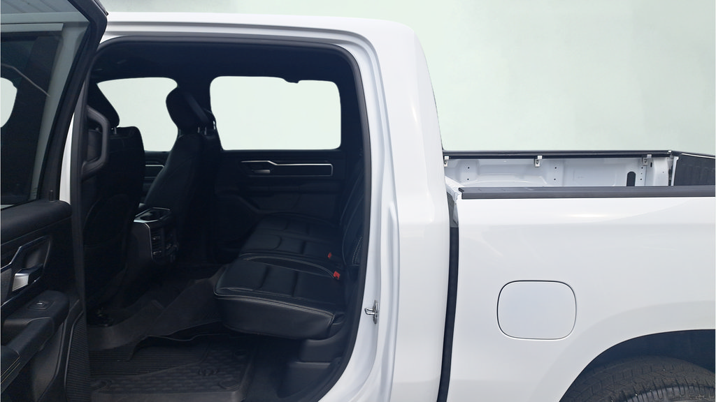 Used 2019 RAM 1500 Big Horn AWD/4WD image 12