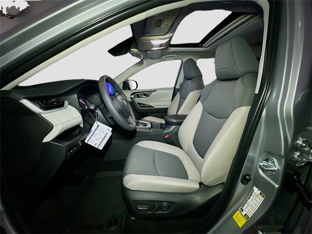 New 2025 Toyota RAV4 XLE w/ Convenience Package image 10