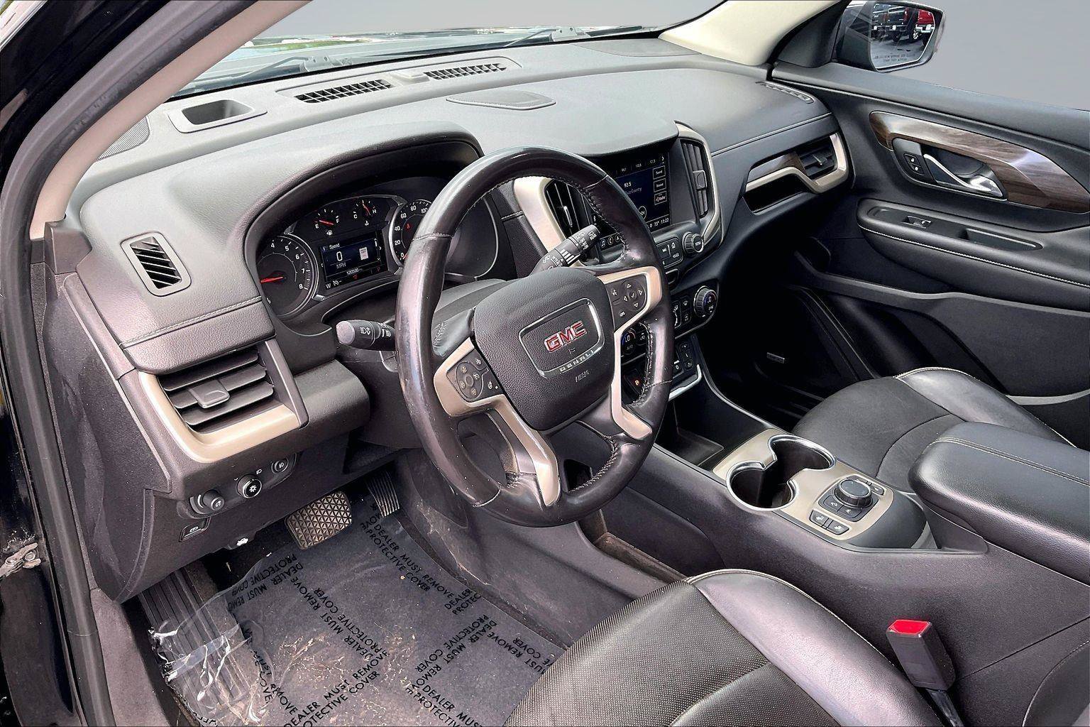 Used 2018 GMC Terrain Denali w/ Driver Alert Package II AWD/4WD image 15