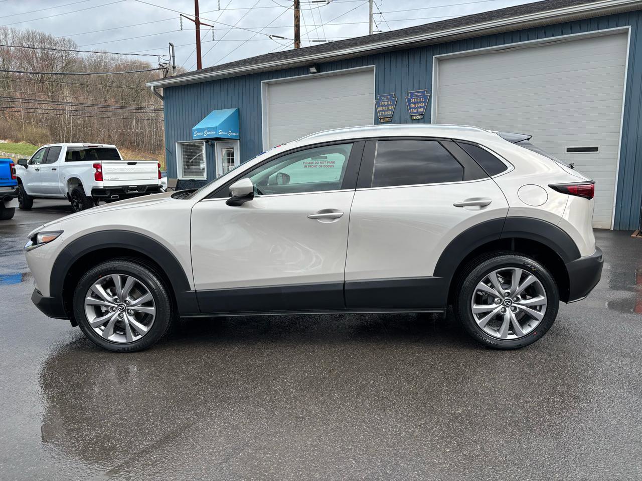 Used 2023 MAZDA CX-30 AWD 2.5 S w/ Preferred Package image 2