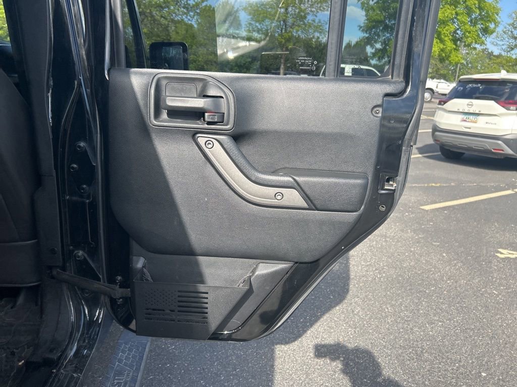 Used 2017 Jeep Wrangler Unlimited Sport w/ Quick Order Package 24S AWD/4WD image 11