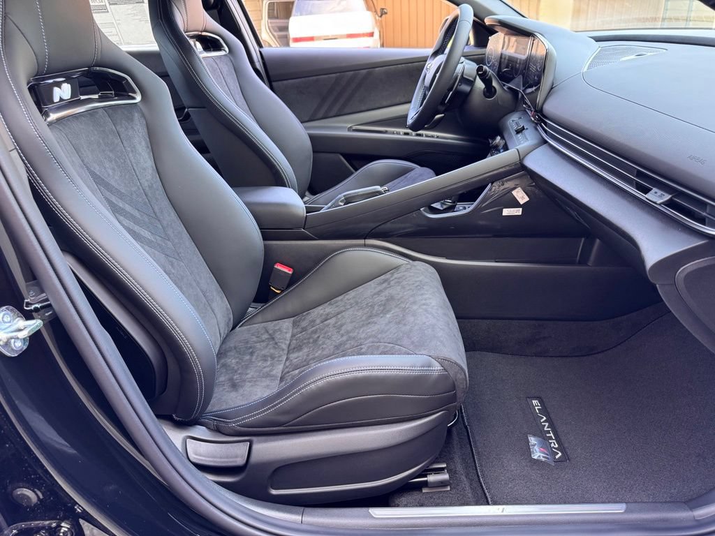 New 2026 Hyundai Elantra N FWD image 17