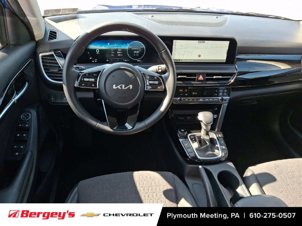 Used 2024 Kia Seltos S AWD/4WD image 14