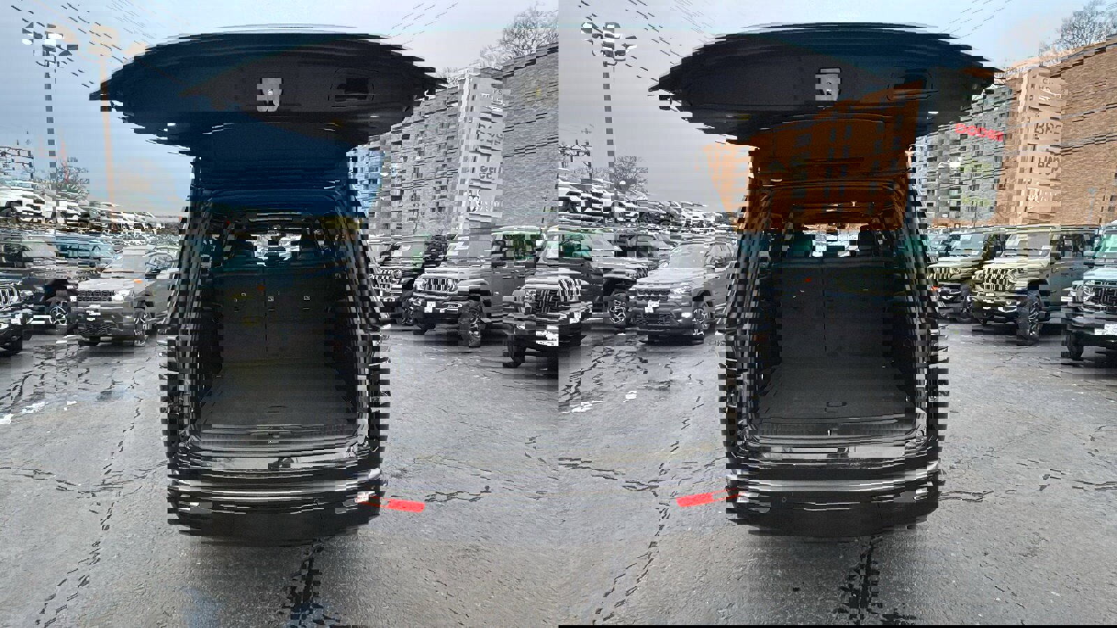 New 2026 Jeep Grand Wagoneer L Limited image 28