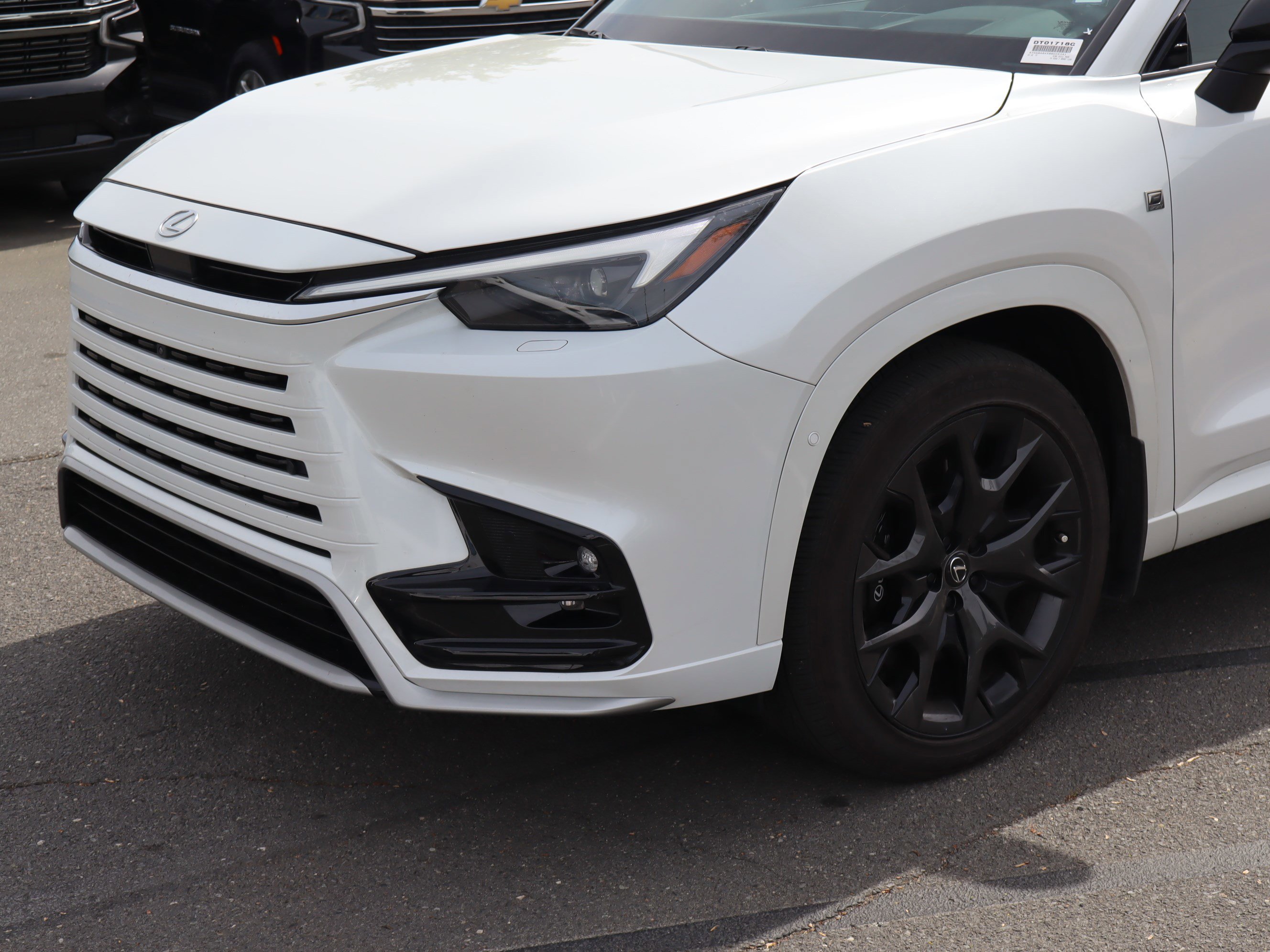 Used 2024 Lexus TX 500h AWD w/ Technology Package image 17