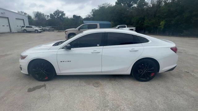 Used 2022 Chevrolet Malibu LT w/ Redline Edition image 5