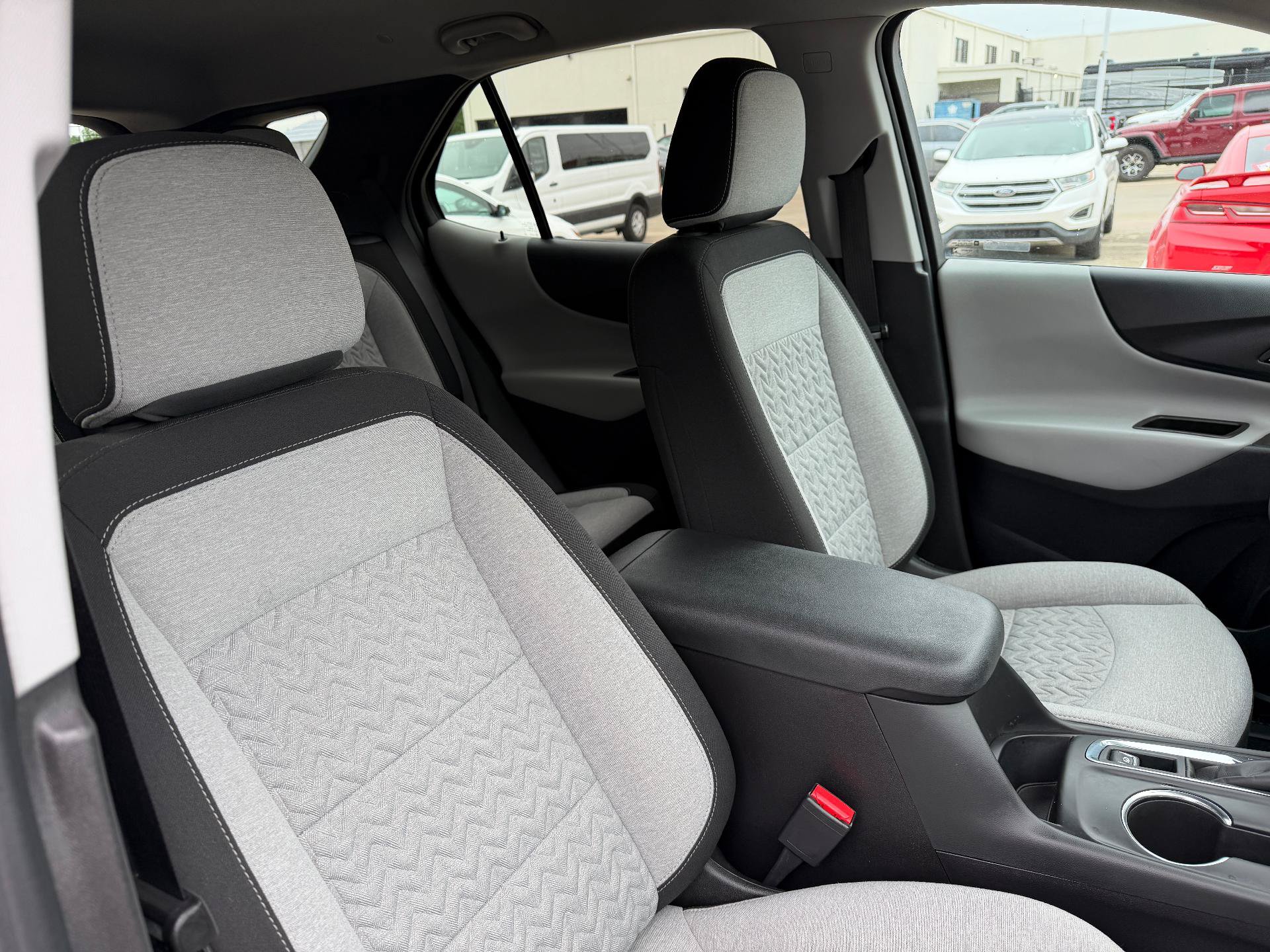 Used 2023 Chevrolet Equinox LS w/ LS Convenience Package FWD image 26