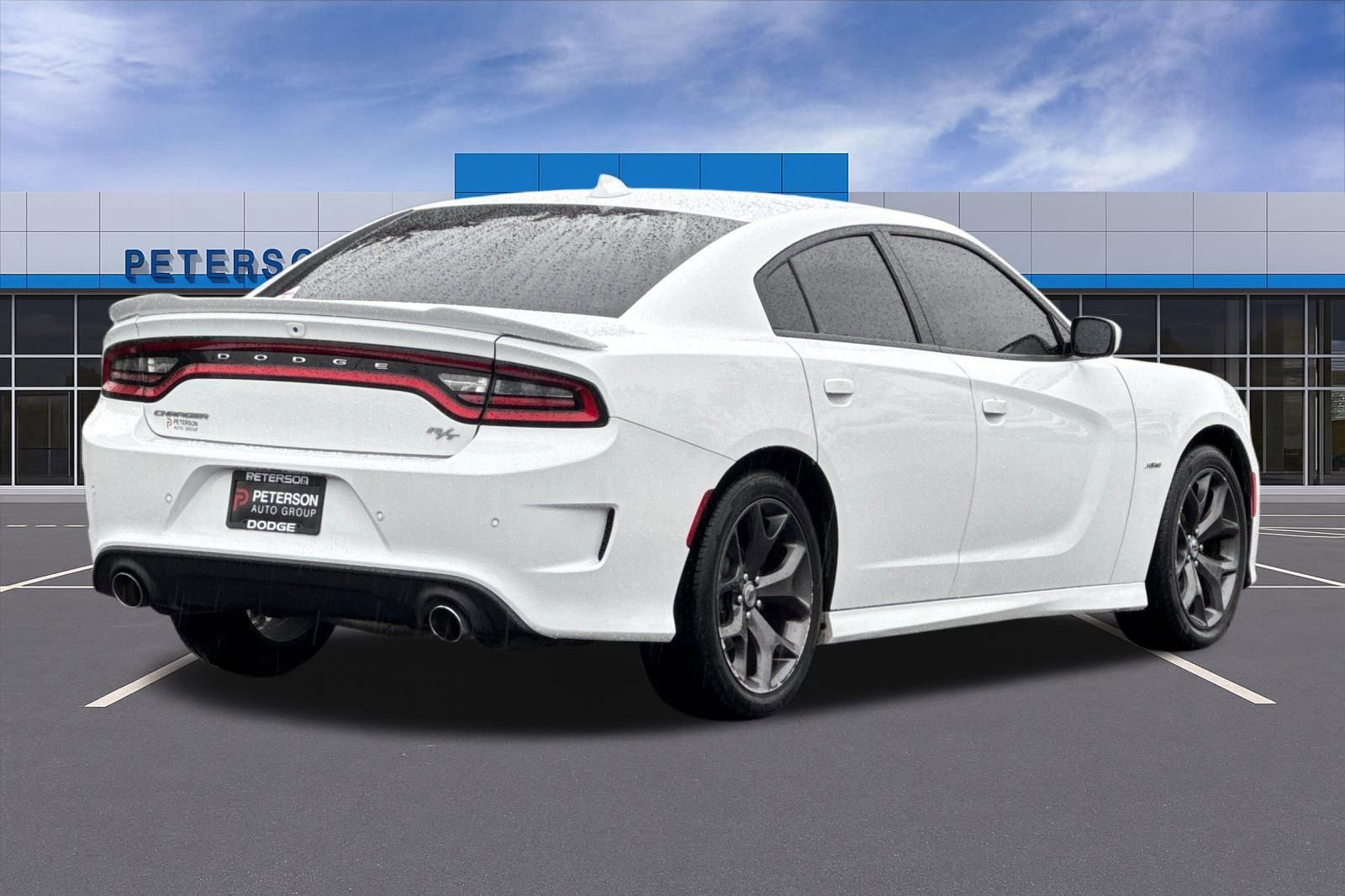 Used 2019 Dodge Charger R/T w/ Navigation & Travel Group image 4