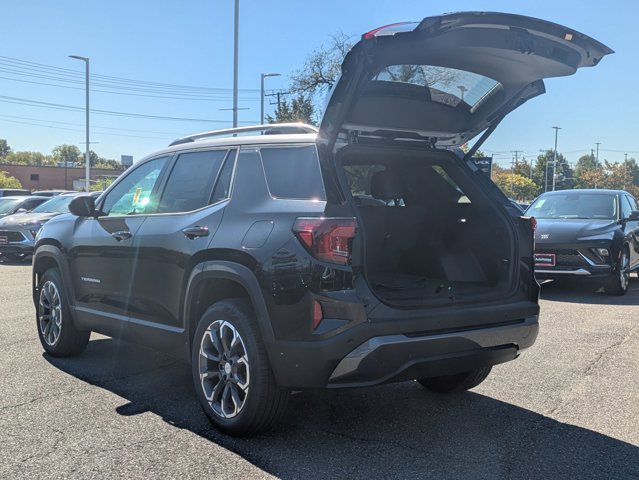 New 2026 GMC Terrain Elevation w/ Elevation Premium Package image 9