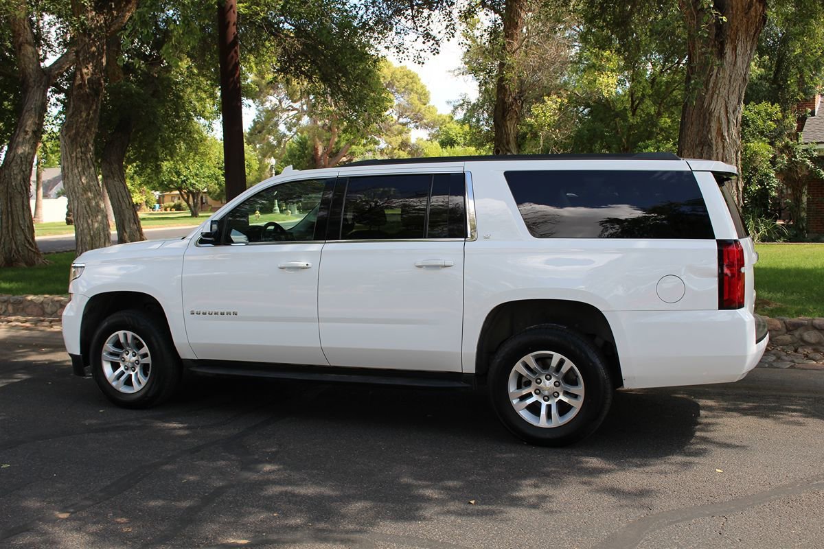 Used 2020 Chevrolet Suburban LT RWD image 46