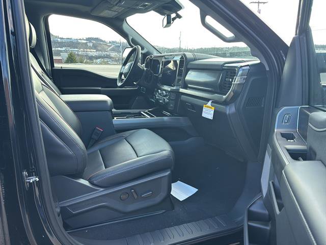 New 2026 Ford F250 Lariat w/ Black Appearance Package image 19