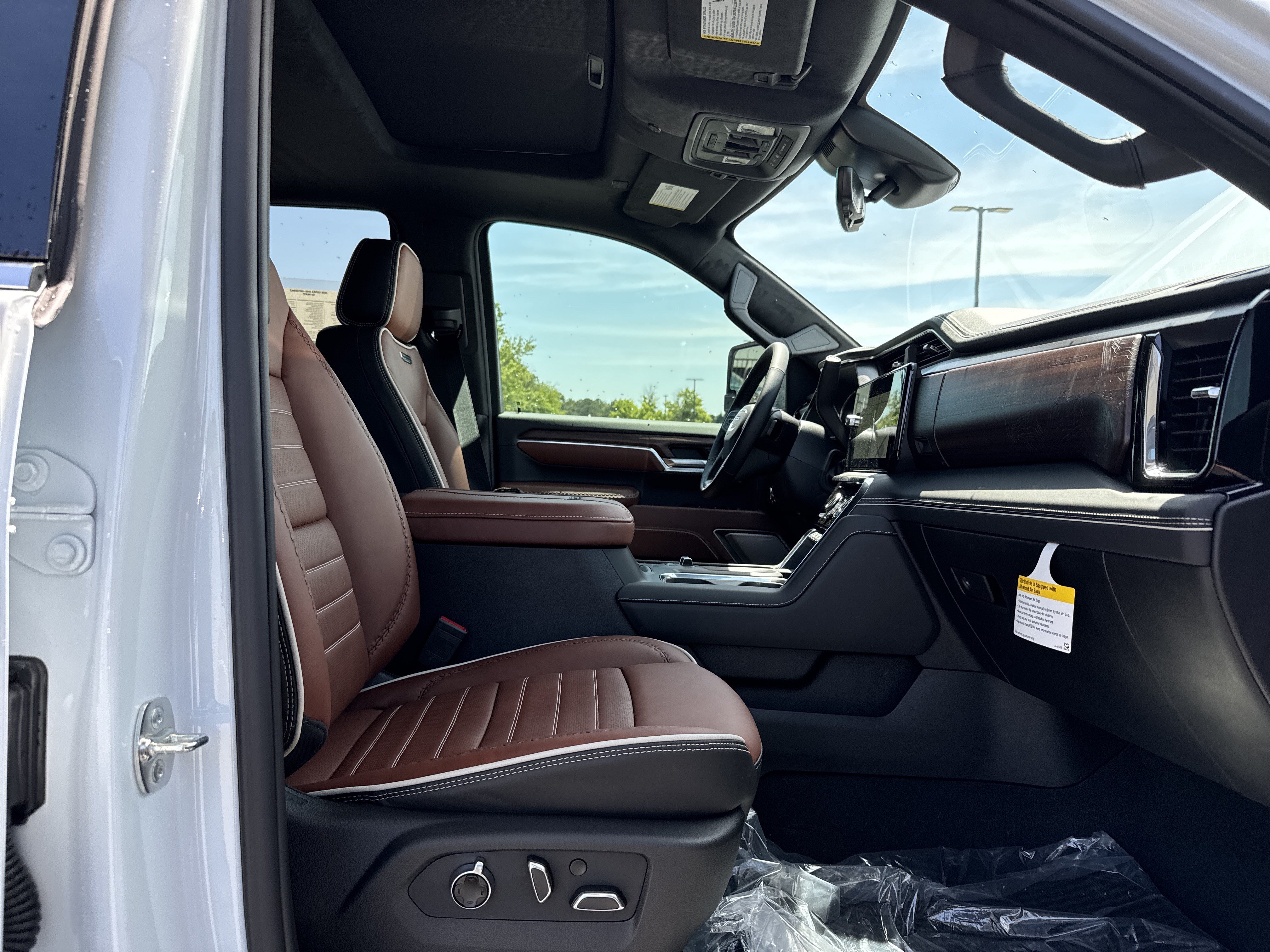 New 2026 GMC Sierra 2500 Denali Ultimate AWD/4WD image 31