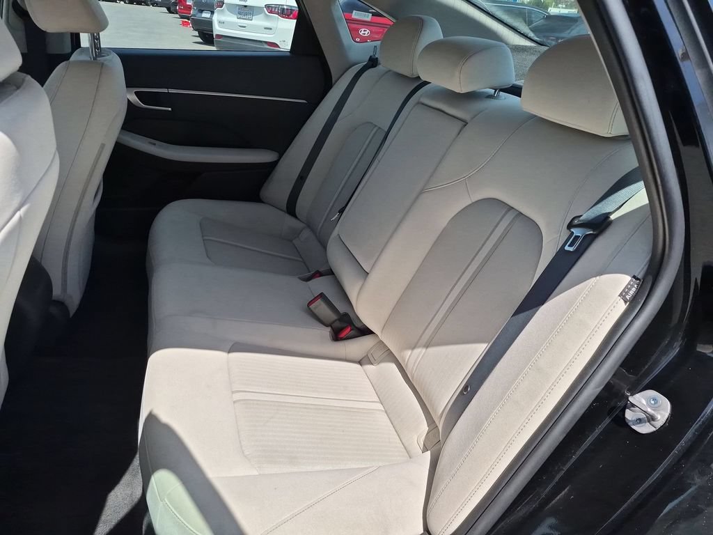 Used 2025 Hyundai Sonata SEL FWD image 28