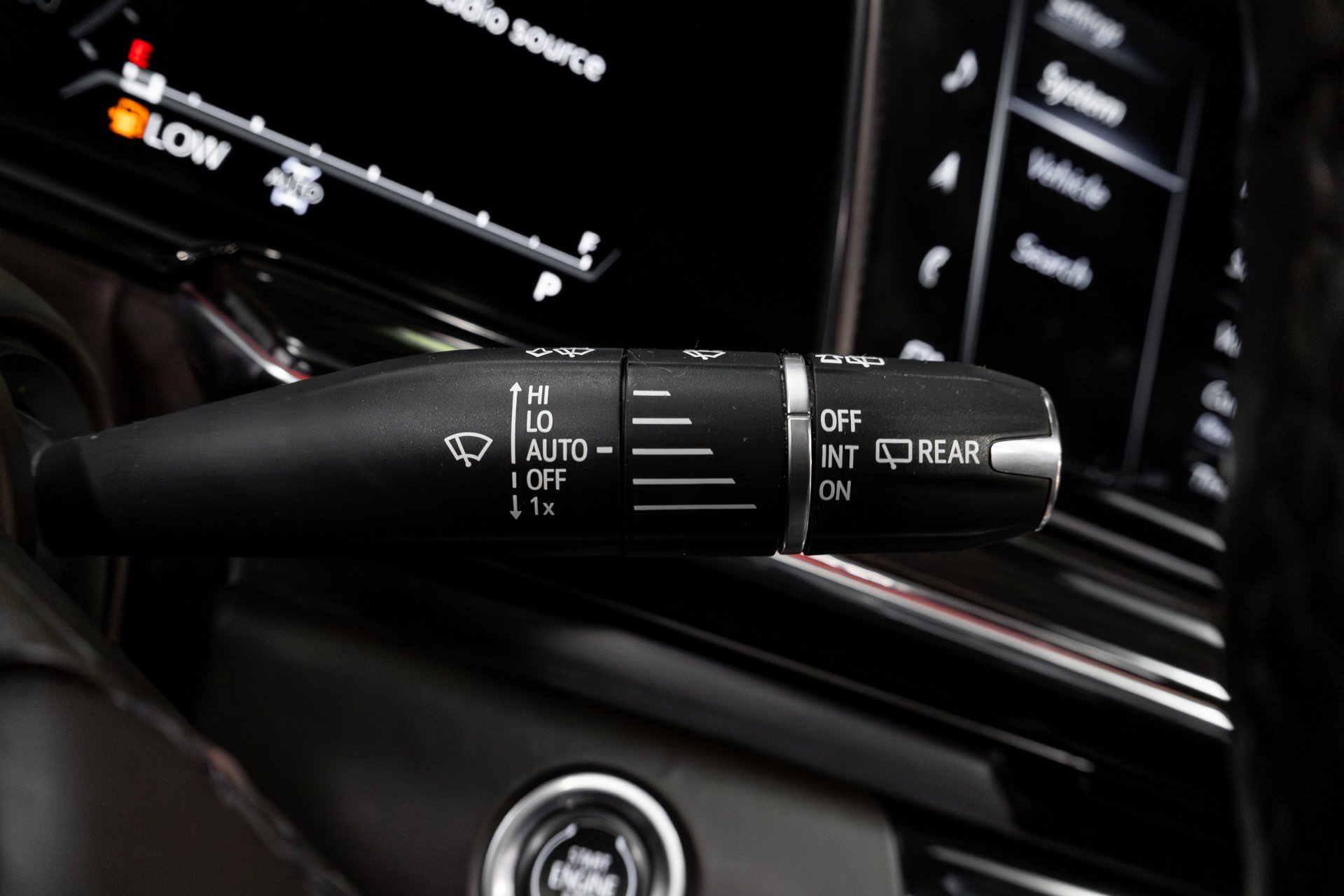 Used 2021 Cadillac Escalade ESV Premium Luxury Platinum w/ Heavy-Duty Trailer Package image 58