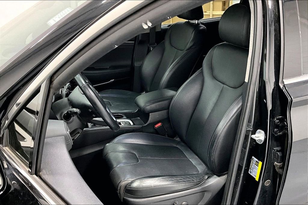 Used 2019 Hyundai Santa Fe Limited image 33