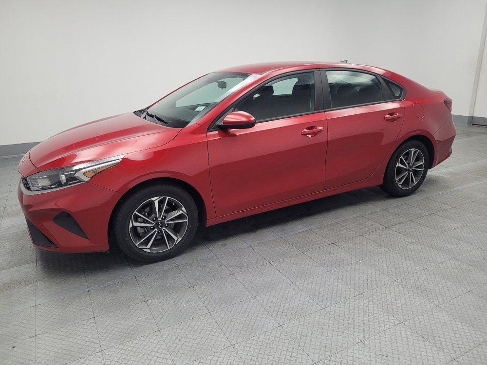 Used 2023 Kia Forte LXS image 2