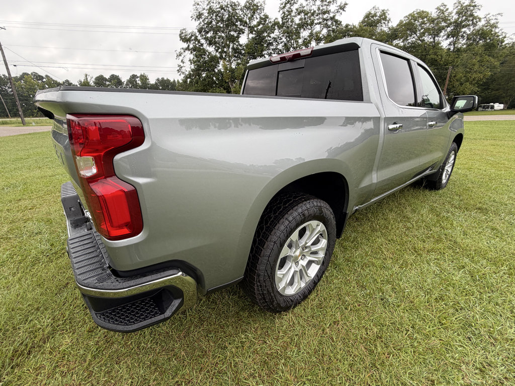 New 2026 Chevrolet Silverado 1500 LTZ w/ LTZ Premium Package AWD/4WD image 30