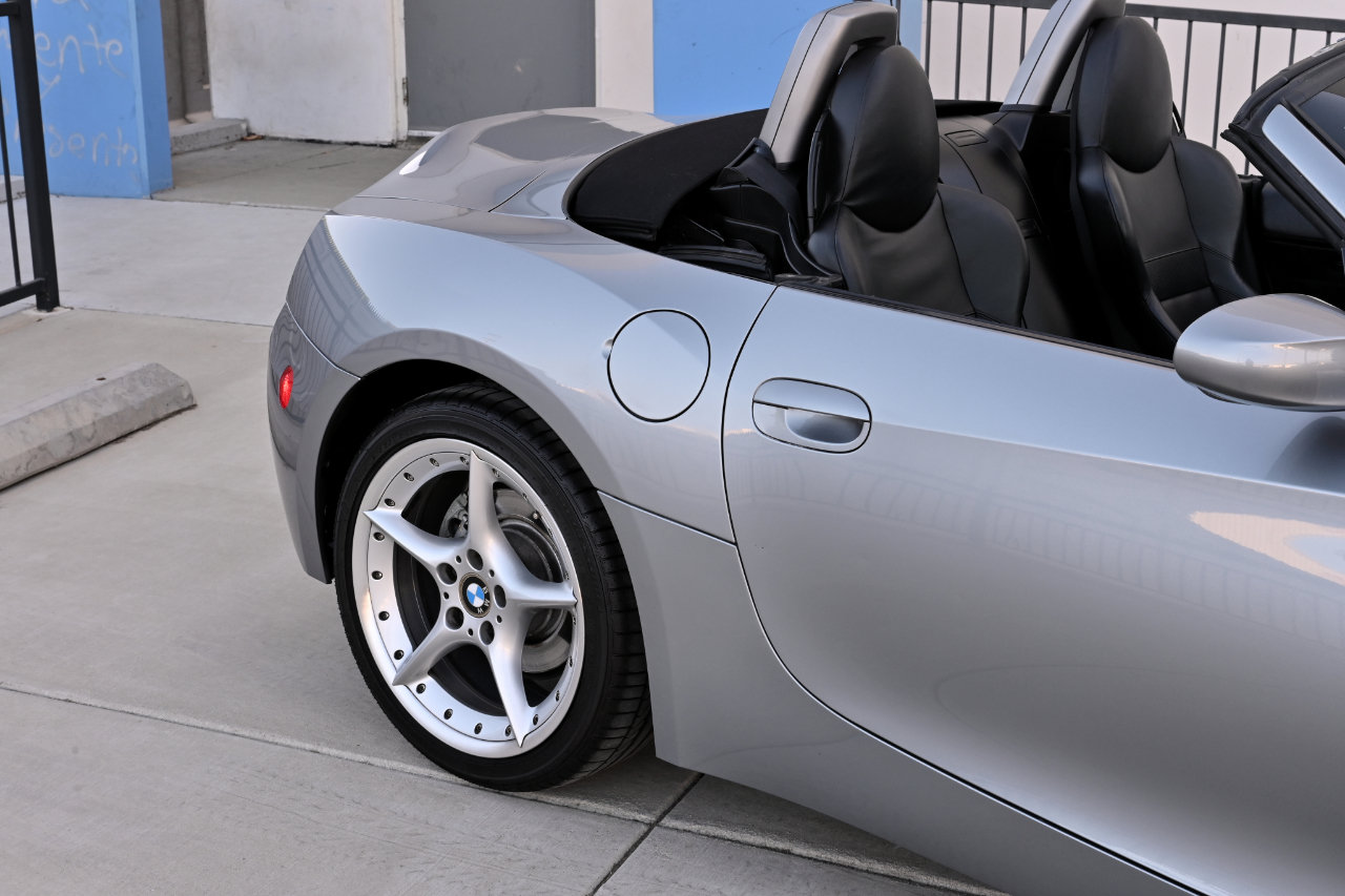 Used 2006 BMW Z4 3.0si RWD image 38