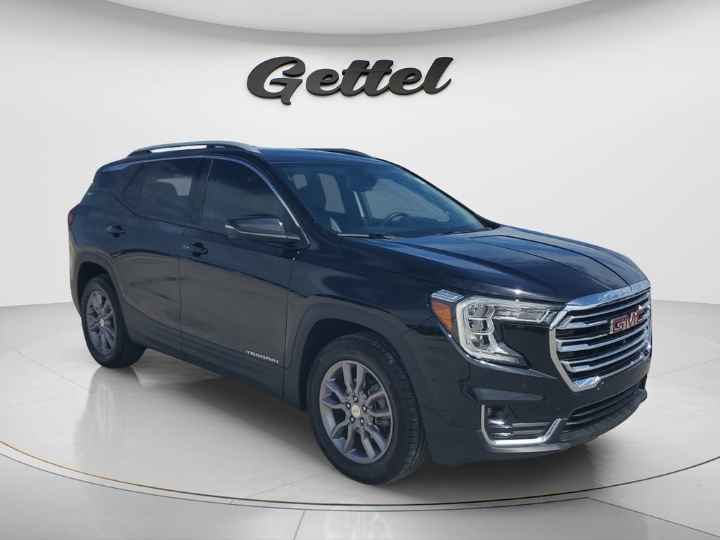 Used 2024 GMC Terrain SLT w/ Tech Package AWD/4WD image 2