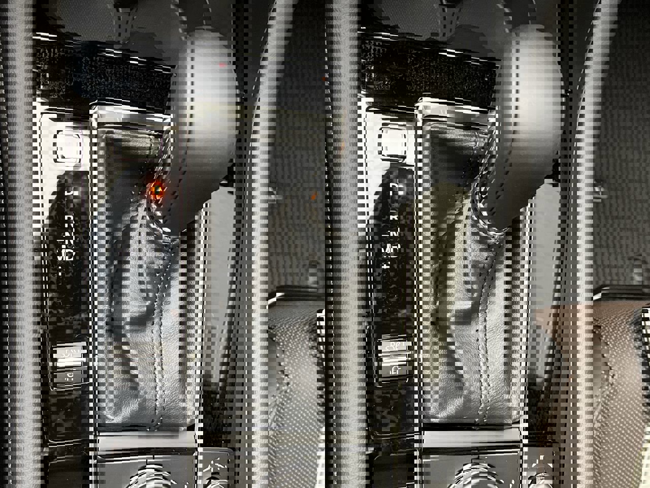 New 2025 MAZDA MAZDA3 Hatchback w/Premium Plus Pkg image 24