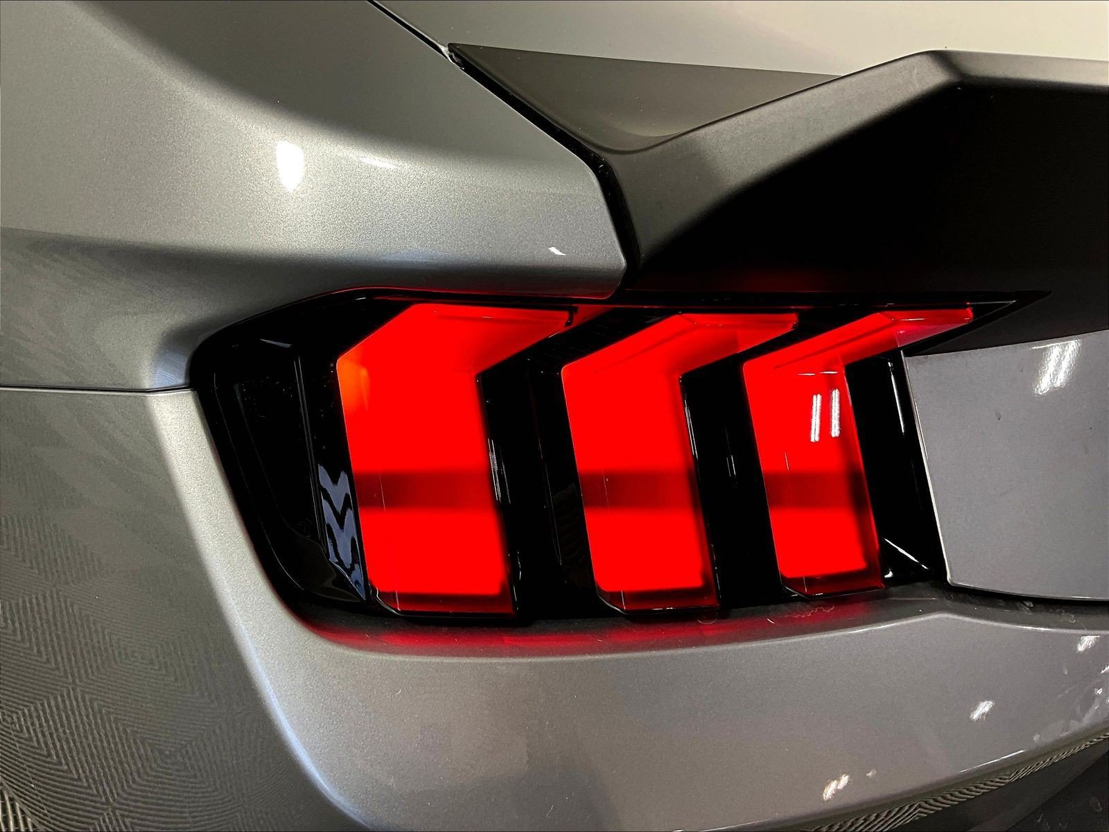 Used 2025 Ford Mustang GT Premium RWD image 21